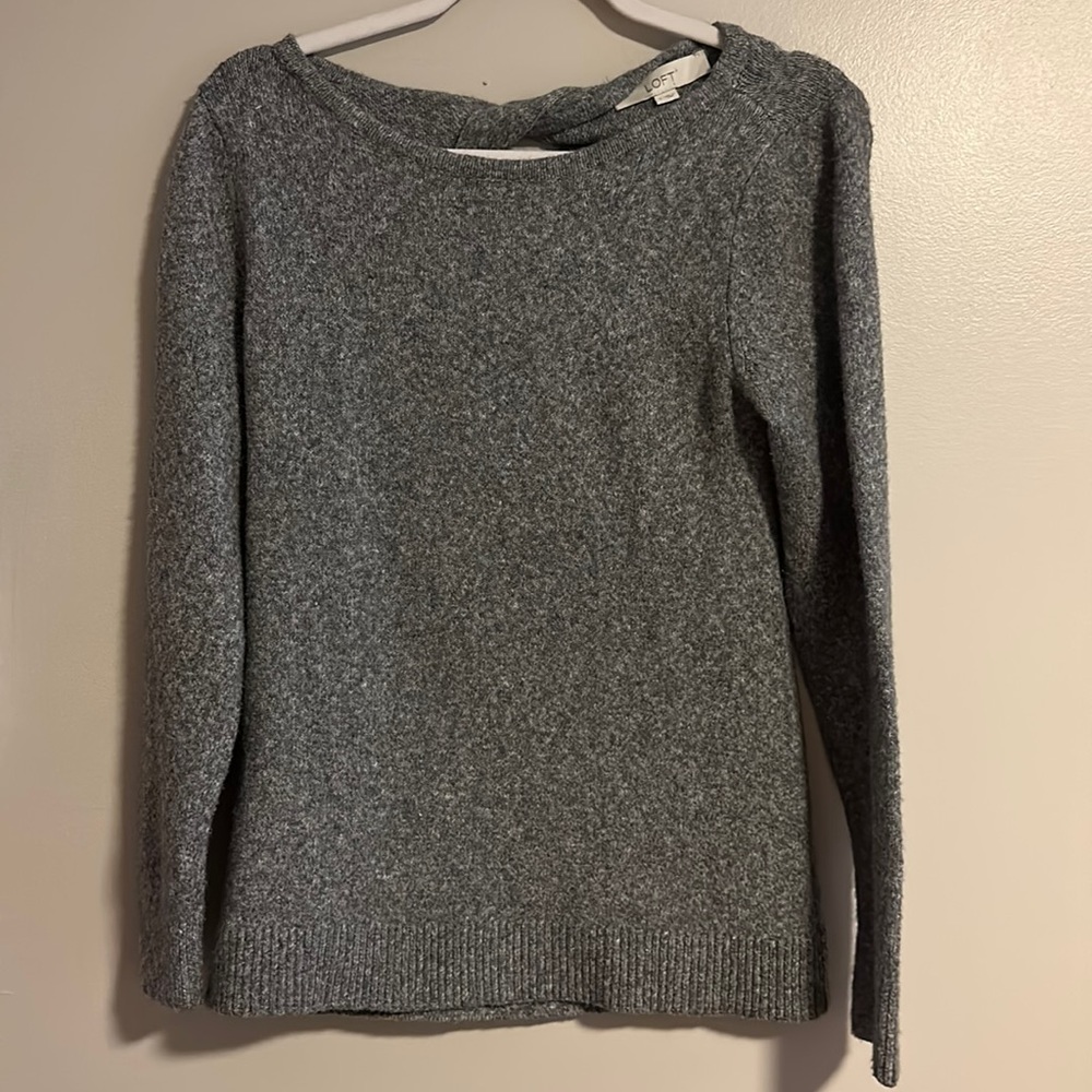 LOFT size small Grey knot detail sweater NWOT